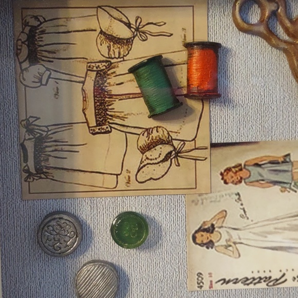 Maven "My Sewing Notions"  storage box - Picture 6 of 10